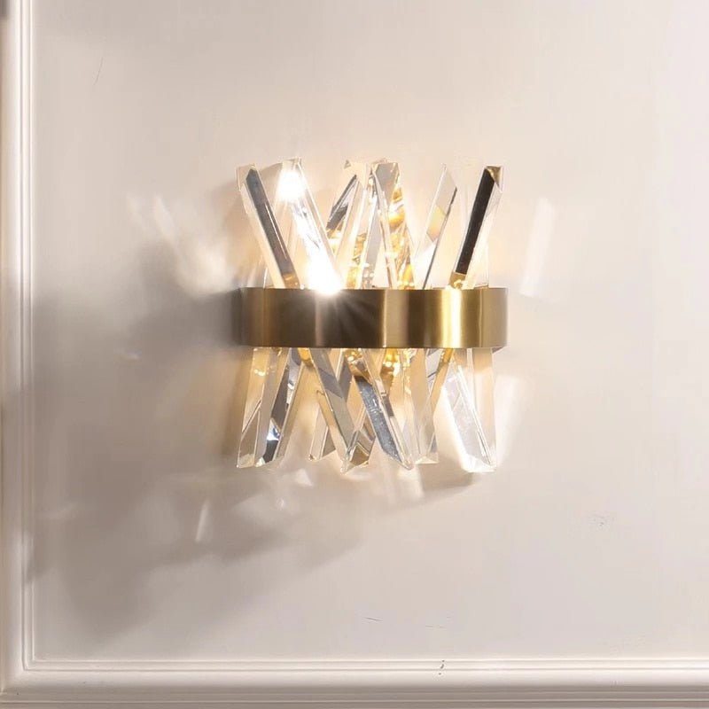 Kristallen wandlamp slaapkamer naast gouden wandlampen badkamer led wandlamp