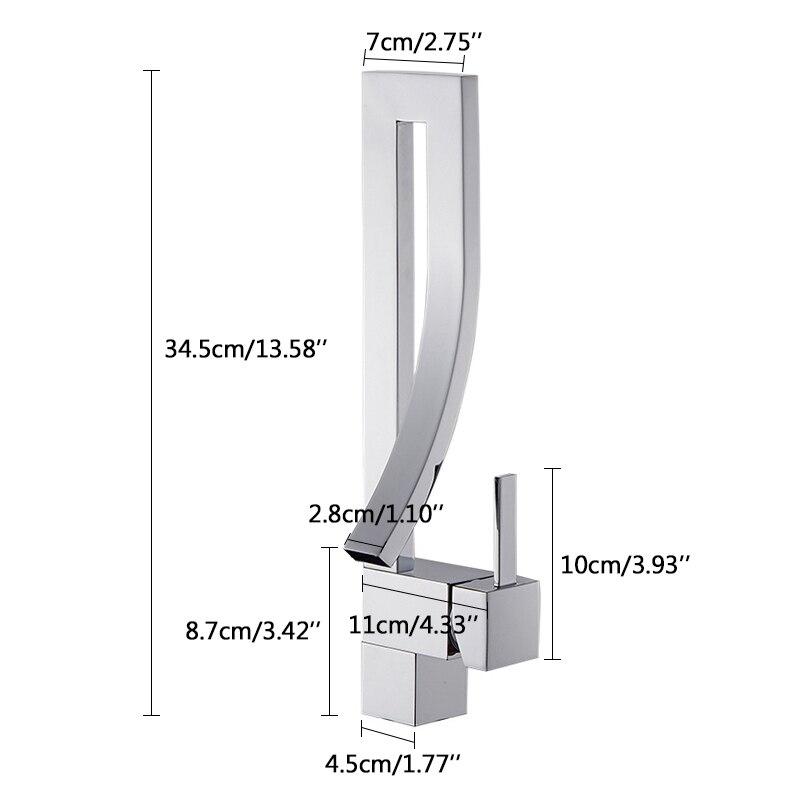 Robinet de salle de bain monté en terrasse Mélangeur d'eau chaude et froide Robinet de lavabo à grue Robinet de bain en cascade Finition chromée