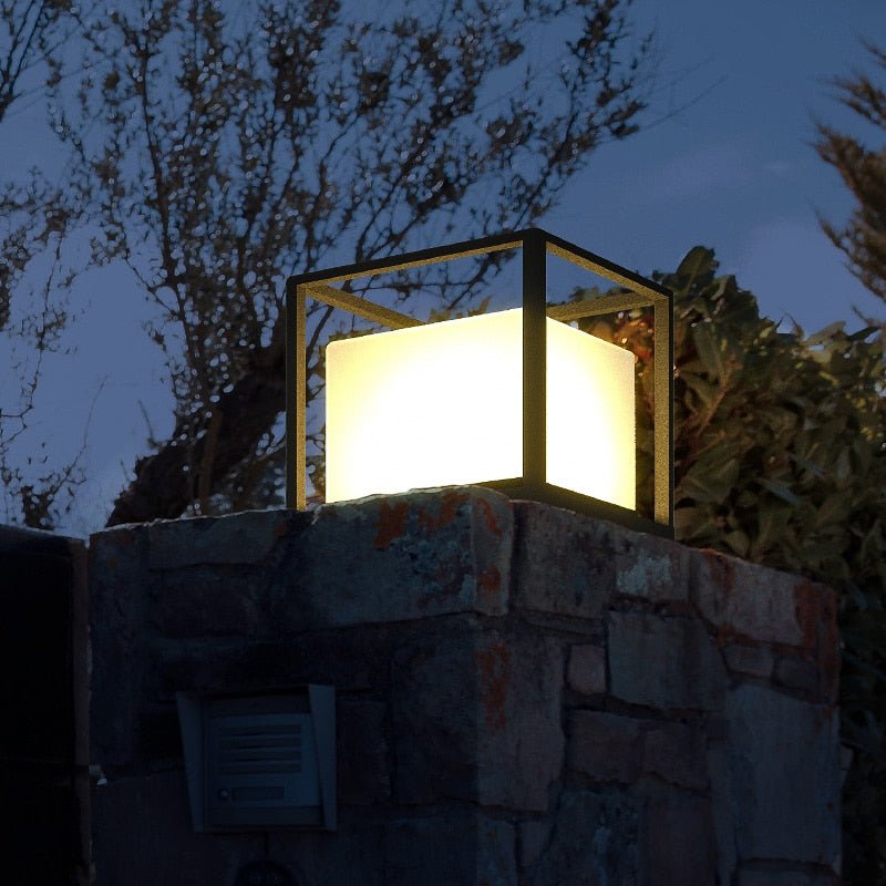 Moderna luce solare per esterni Lampada da giardino Lampada da strada Ghirlanda Luce da prato Impermeabile Colonna Luce da giardino Percorso Illuminazione paesaggistica