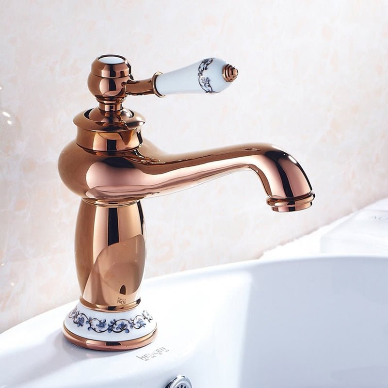 Rubinetto per bagno con finitura bronzo antico monocomando Lavabo in ottone Rubinetti in ottone massiccio Miscelatori per acqua Gru per vasca da bagno